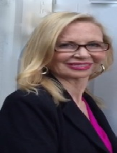 Dr. Karyne Messina